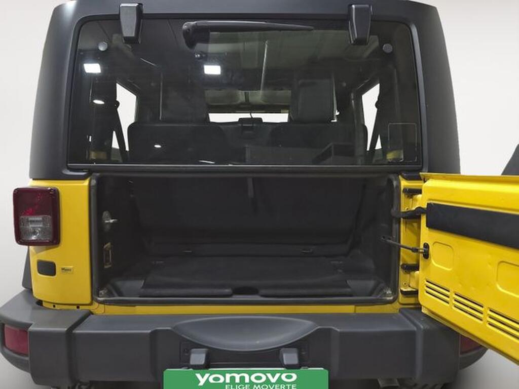 Jeep Wrangler WRANGLER 2.8 CRD SPORT 3P Segunda mano
