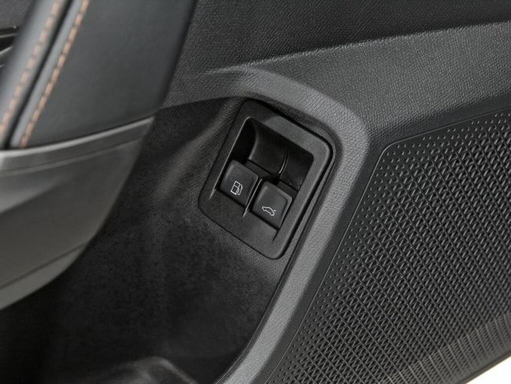 CUPRA Formentor FORMENTOR VZ 1.5 PHEV 272 VZ DSG 5P Segunda mano