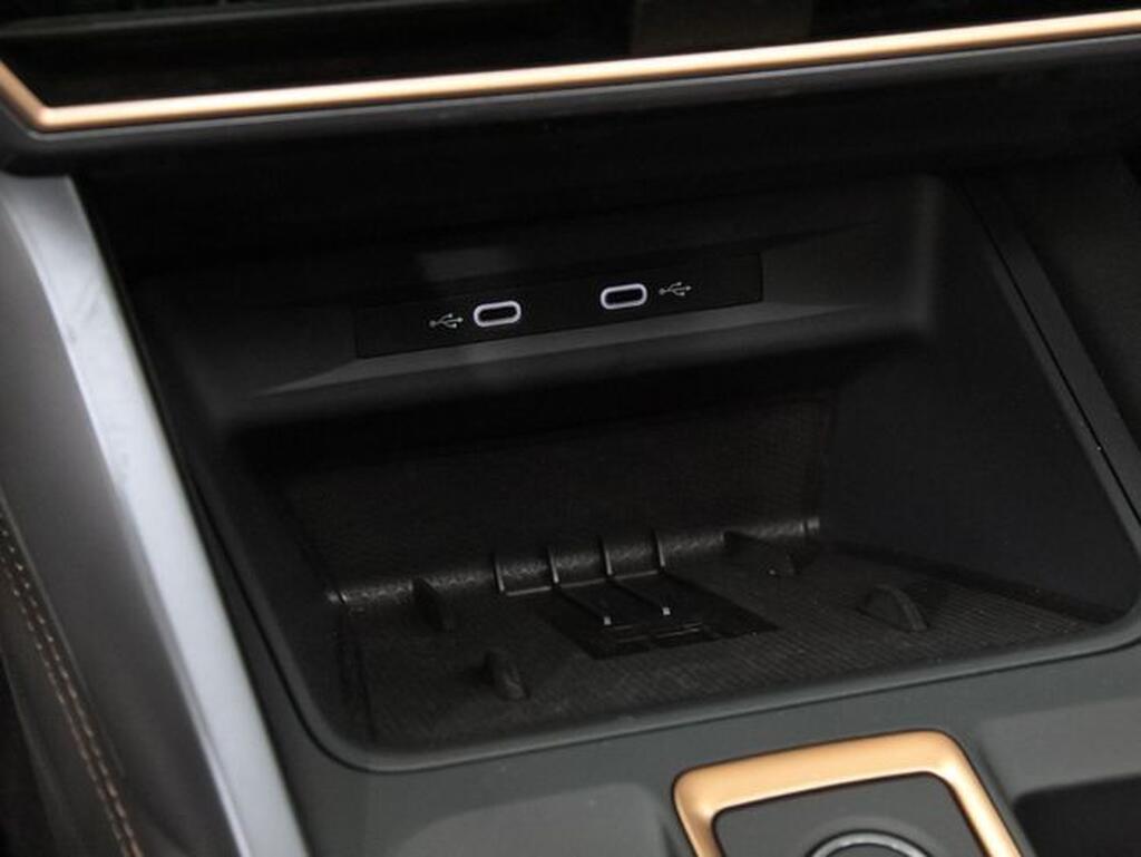 CUPRA Formentor FORMENTOR VZ 1.5 PHEV 272 VZ DSG 5P Segunda mano