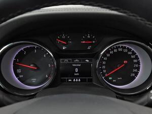 Opel Insignia INSIGNIA ST 1.5D DVH 122 BUSINESS EDITION 5P 16