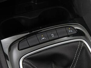 Opel Insignia INSIGNIA ST 1.5D DVH 122 BUSINESS EDITION 5P 31