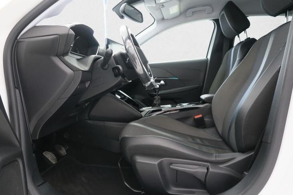 Peugeot 208 208 1.2 PURETECH 100CV ALLURE 5P 11