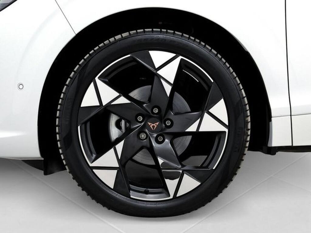 CUPRA Terramar TERRAMAR 1.5 ETSI MHEV 150 DSG 5P Segunda mano