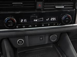 Nissan Qashqai QASHQAI 1.3 DIG-T MHEV 140CV N-CONNECTA 5P(TECHO) 27