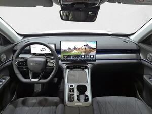 Ebro S800 1.5 TGDI PHEV Premium E-CVT 6