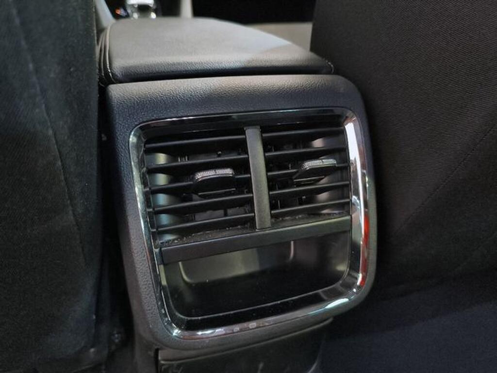 Skoda Octavia OCTAVIA KOMBI 2.0 TDI SCOUT 200 DSG AWD 5P Segunda mano