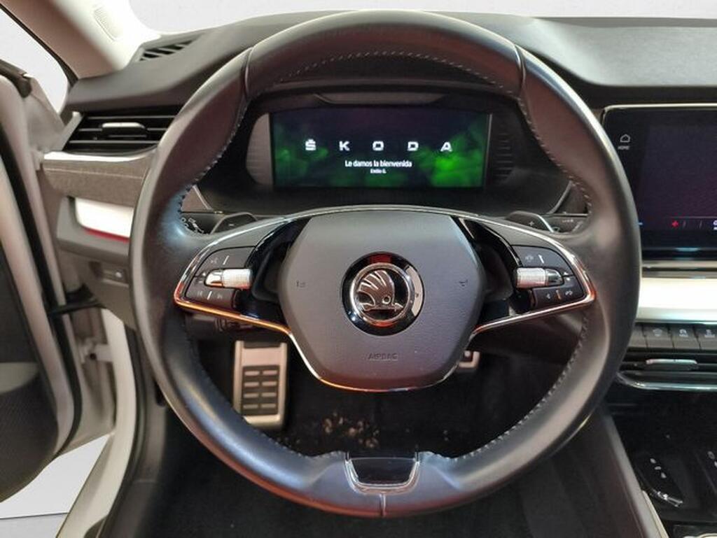 Skoda Octavia OCTAVIA KOMBI 2.0 TDI SCOUT 200 DSG AWD 5P Segunda mano