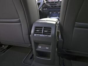 Citroën C5 X C5X 1.2 PURETECH 130 S&S PLUS EAT8 5P (KMO) 32
