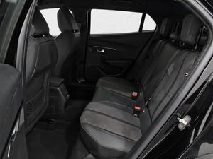 Peugeot 2008 2008 1.5 BLUEHDI 130 S&S GT AUTO 5P 9
