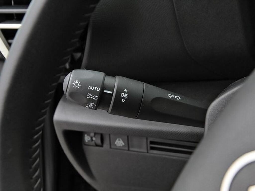 Citroën C4 C4 1.2 HYBRID MHEV 136 EDCS6 PLUS 5P Segunda mano