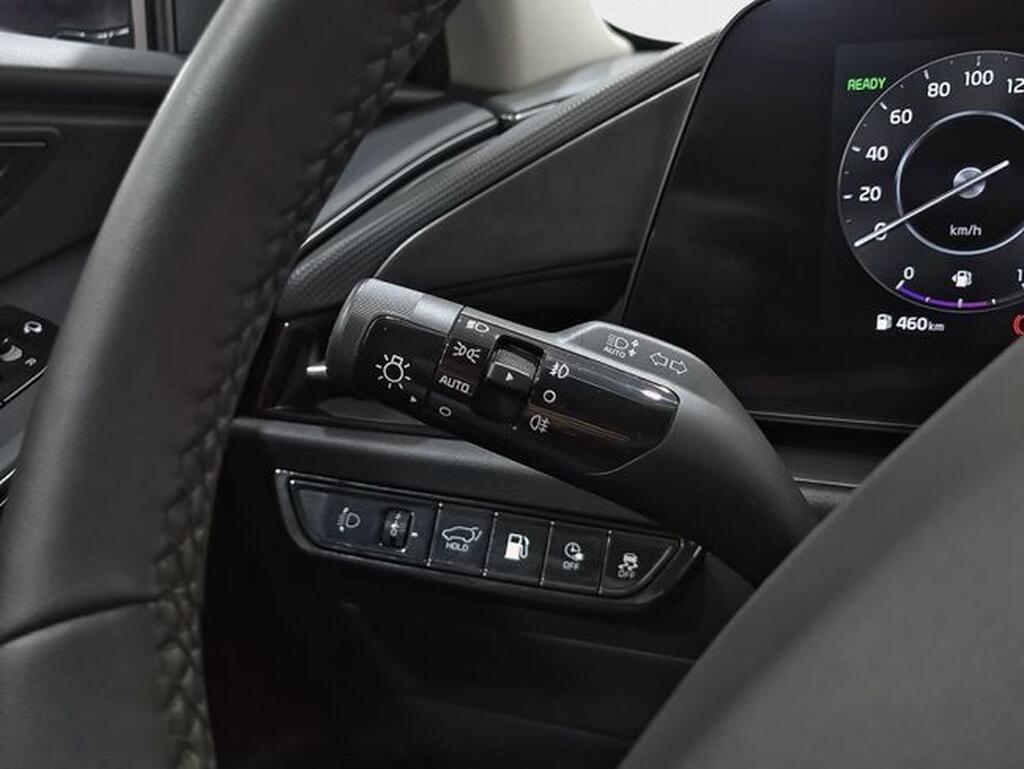 Kia Niro NIRO 1.6 GDI HEV CONCEPT 5P Segunda mano