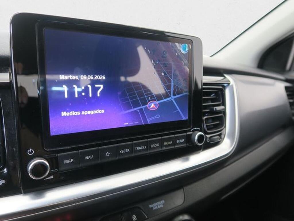 Kia Stonic 1.0 T-GDi 74kW (100CV) MHEV iMT Drive 13