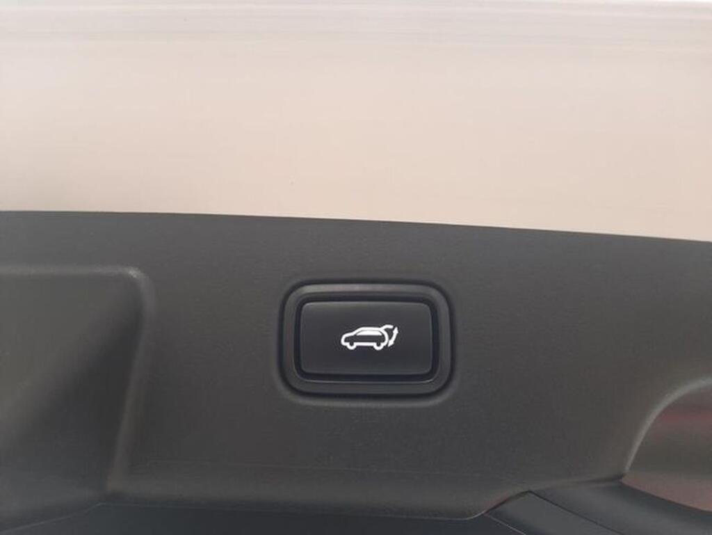 Kia Niro NIRO 1.6 GDI HEV EMOTION 5P (PACK LUXURY) Segunda mano