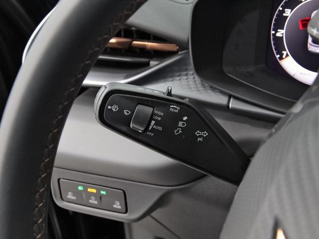 CUPRA Terramar TERRAMAR 1.5 ETSI MHEV 150 DSG 5P Segunda mano