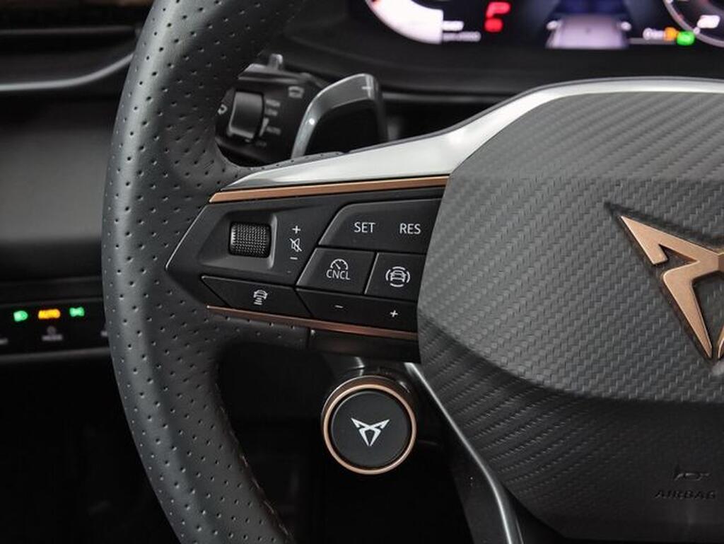 CUPRA Terramar TERRAMAR 1.5 ETSI MHEV 150 DSG 5P Segunda mano
