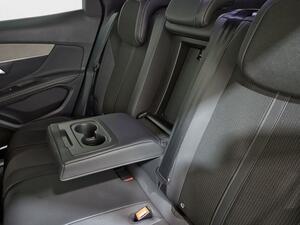 Peugeot 3008 3008 1.2 PURETECH 130 CV  S&S GT AUTO 5P 33