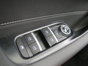Ebro S400 1.5 DHE HEV Premium CVT 19