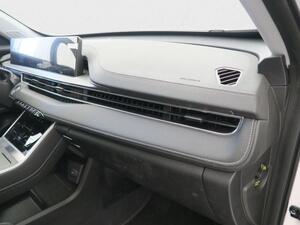 Ebro S400 1.5 DHE HEV Premium CVT 23