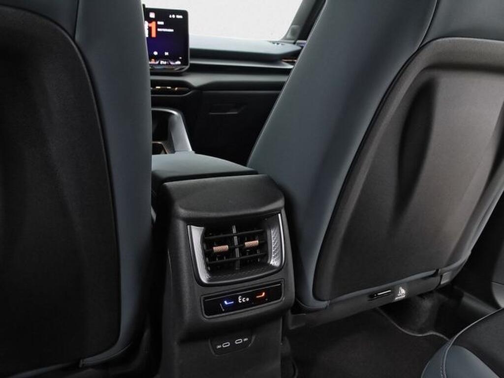 CUPRA Terramar TERRAMAR 1.5 PHEV 204 DSG 5P (EDGE PACK+GANCHO REMOLQUE) Segunda mano