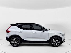 Volvo XC40 XC40 2.0 B3 R-DESIGN AUTO 5P 3