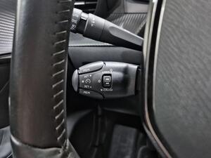Peugeot 208 208 1.2 PURETECH 100 ALLURE 5P 15