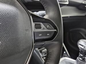 Peugeot 208 208 1.2 PURETECH 100 ALLURE 5P 18