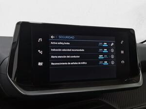 Peugeot 208 208 1.2 PURETECH 100 ALLURE 5P 23