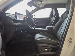 Ebro S400 1.5 DHE HEV Excellence CVT 11