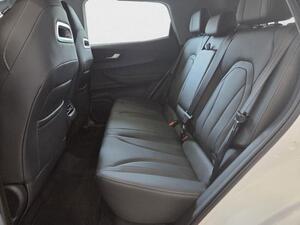 Ebro S400 1.5 DHE HEV Excellence CVT 9