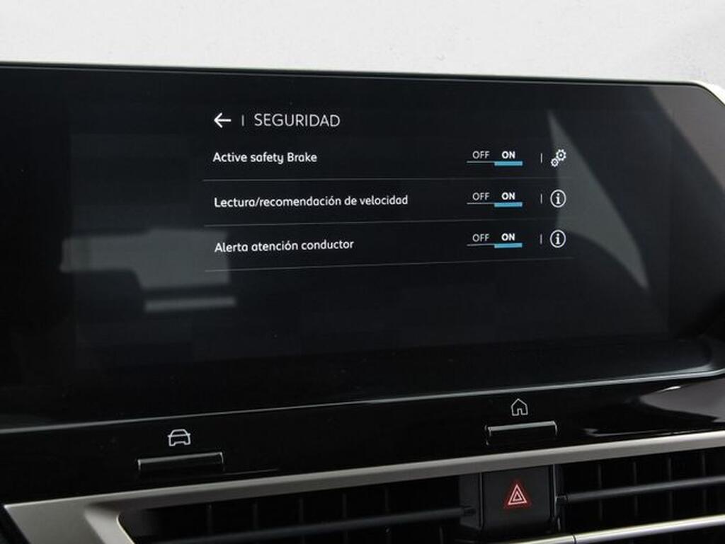 Citroën C4 C4 1.2 PURETECH 130 PLUS 5P Segunda mano