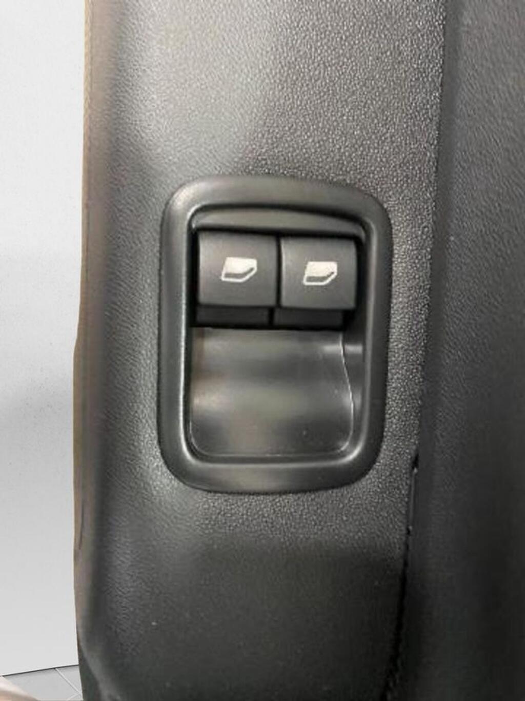 Citroën C3 C3 1.2 PURETECH 83 PLUS 5P Segunda mano