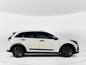 Kia Niro NIRO 1.6 GDI HEV EMOTION 5P 2