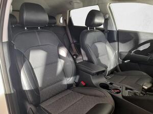 Kia Niro NIRO 1.6 GDI HEV EMOTION 5P 9