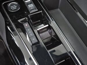 Peugeot 5008 5008 1.5 BLUEHDI 130 S&S GT AUTO 5P 7 PLAZAS 30