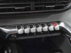 Peugeot 5008 5008 1.5 BLUEHDI 130 S&S GT AUTO 5P 7 PLAZAS 28