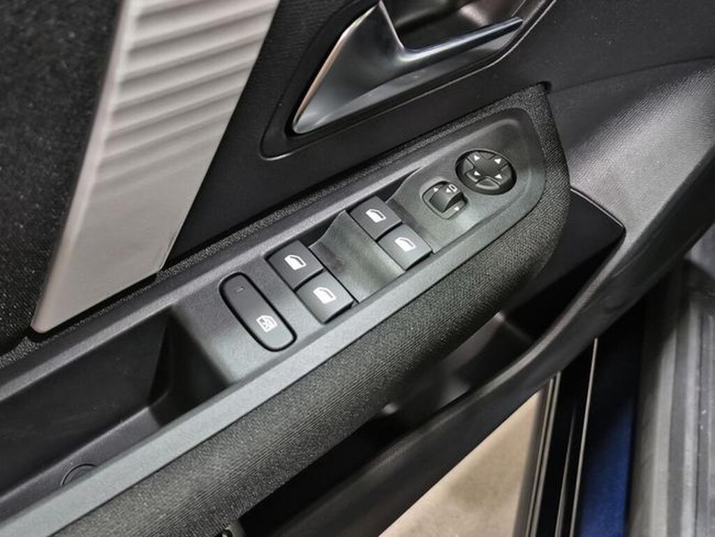 Citroën C4 C4 1.2 HYBRID MHEV 110 EDSC6 PLUS 5P (KMO) Km0