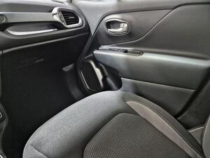Jeep Renegade RENEGADE 1.5 MHEV 130 LIMITED FWD DDCT 5P 29