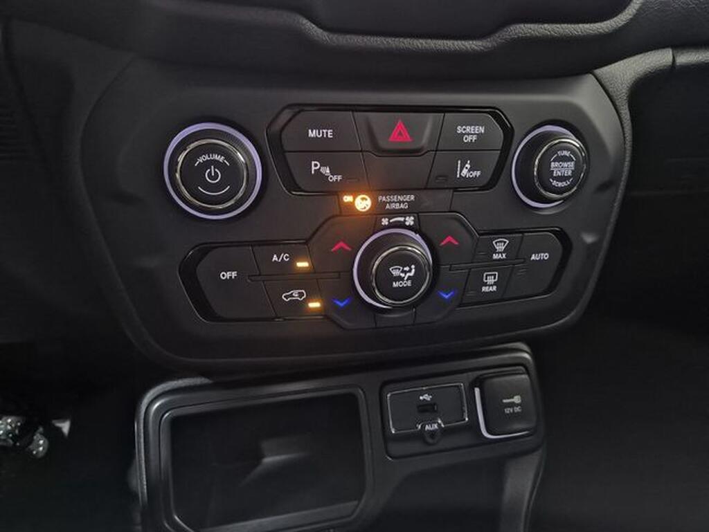 Jeep Renegade RENEGADE 1.5 MHEV 130 LIMITED FWD DDCT 5P Segunda mano