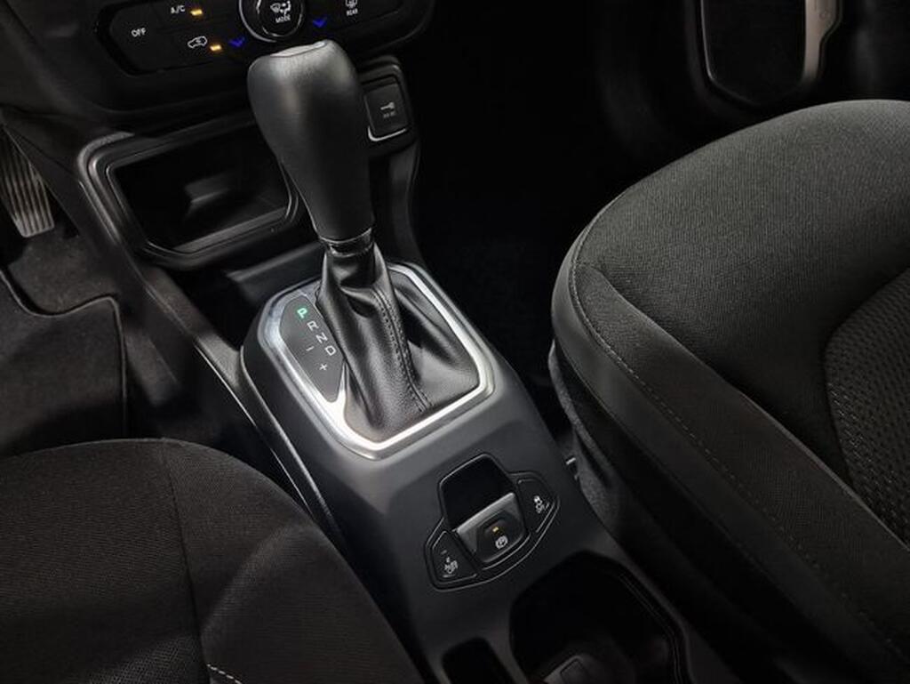 Jeep Renegade RENEGADE 1.5 MHEV 130 LIMITED FWD DDCT 5P Segunda mano