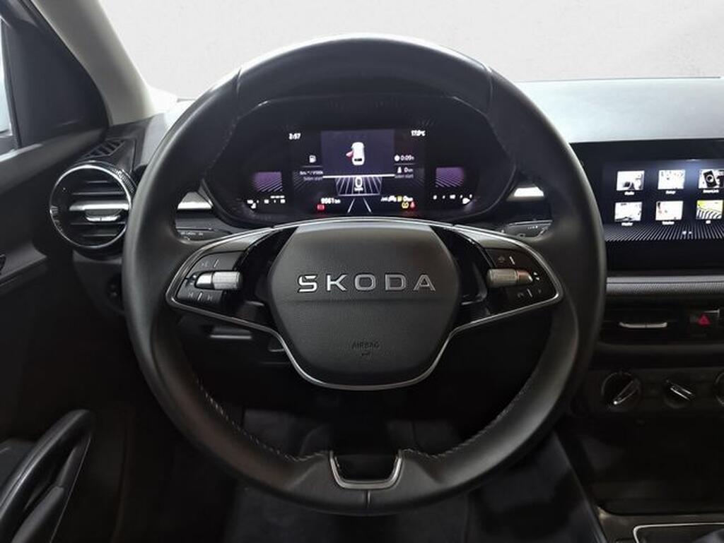 Skoda Fabia FABIA 1.0 TSI 95 SELECTION 5P (PACK CONFORT PLUS+PACK CROMO) Segunda mano