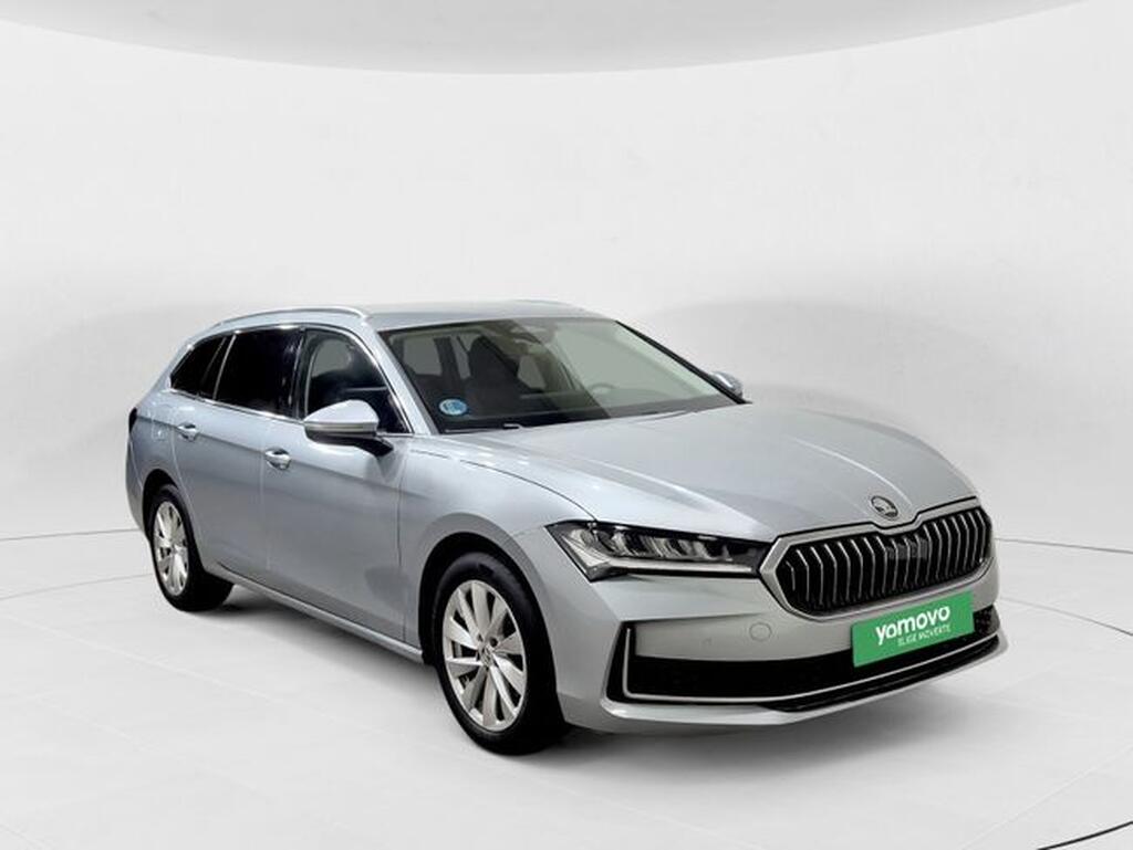 Skoda Superb SUPERB COMBI 1.5 TSI MHEV 150 DSG SELECTION 5P Segunda mano