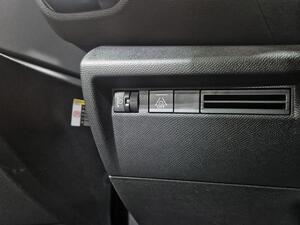 Citroën C4 C4 1.2 HYBRID MHEV 110 EDSC6 PLUS 5P (KMO) 13