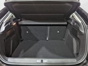 Citroën C4 C4 1.2 HYBRID MHEV 110 EDSC6 PLUS 5P (KMO) 10