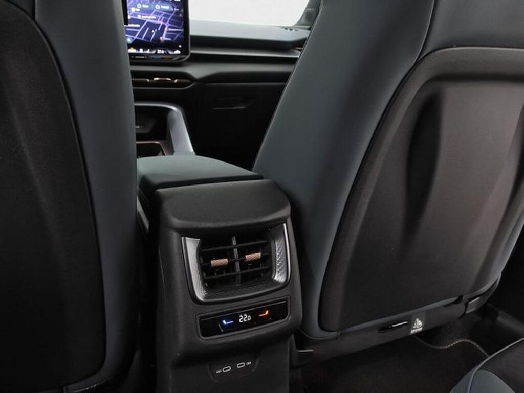 CUPRA Terramar TERRAMAR 2.0 TSI 265 VZ DSG 4WD 5P Segunda mano