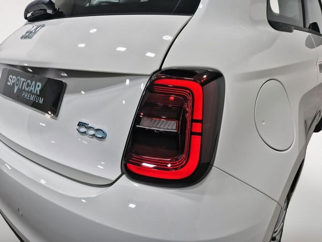 Fiat 500 E-500 BEV 42KWH MONOTRIM 3P (KMO) 32