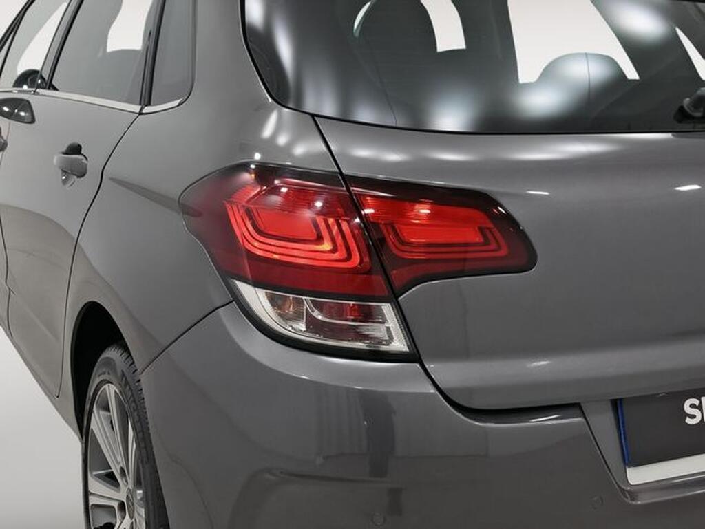 Citroën C4 C4 1.2 PURETECH 110 TONIC 5P 32