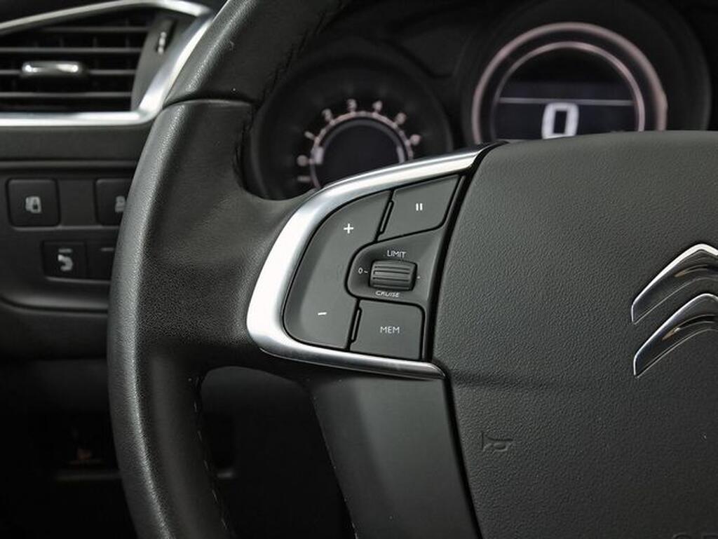 Citroën C4 C4 1.2 PURETECH 110 TONIC 5P 18