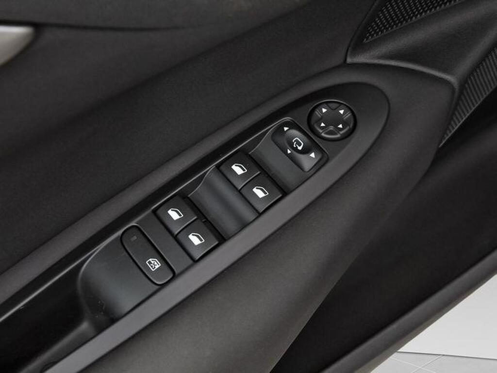 Citroën C4 C4 1.2 PURETECH 110 TONIC 5P 13