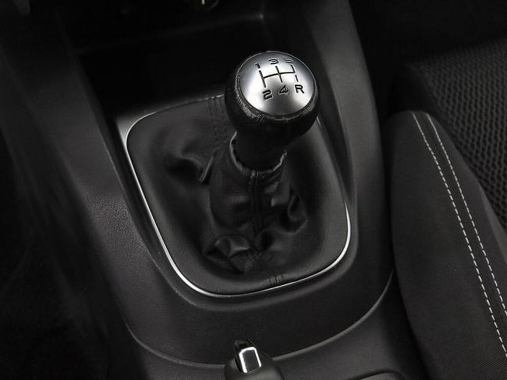 Citroën C4 C4 1.2 PURETECH 110 TONIC 5P 30