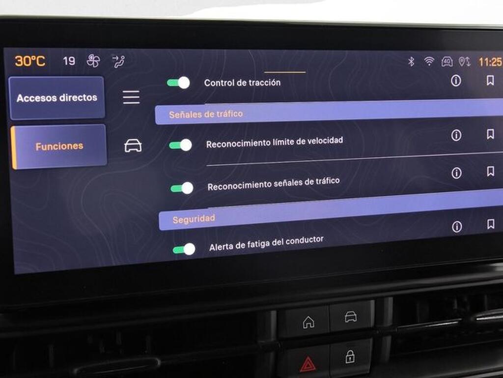 Jeep Avenger AVENGER 1.2 G 100 ALTITUDE 5P Segunda mano